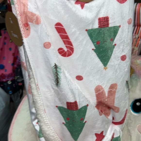 Christmas gingerbread baby blanket Sherpa Christmas trees - Picture 4 of 4